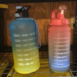 Motivational water bottles